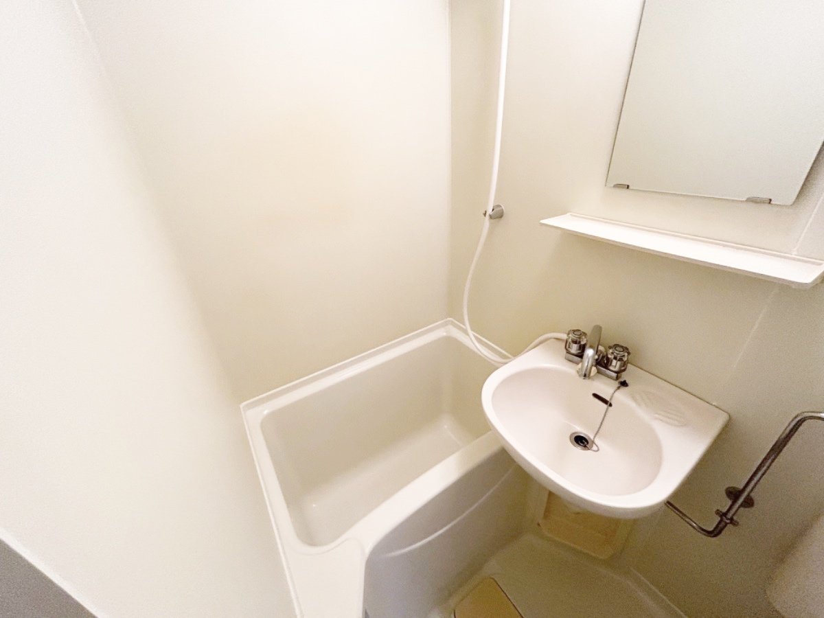 お部屋探しは株式会社 タウンハウジング までお気軽にお問合せ下さい。
クレジットカード決済・首都圏を中心直営143店舗 仲介件数全国2位の豊富な実績!諸費用・審査等・何でもご相談下さい。