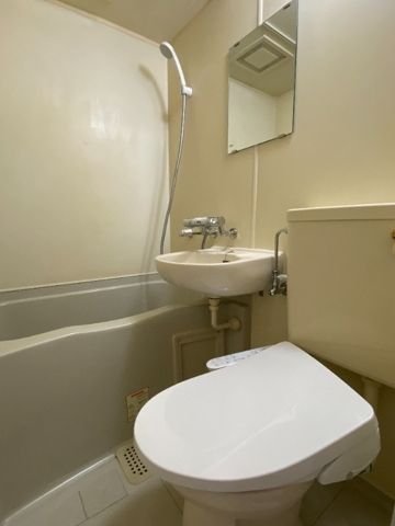 お部屋探しは株式会社 タウンハウジング までお気軽にお問合せ下さい。
クレジットカード決済・首都圏を中心直営143店舗 仲介件数全国2位の豊富な実績!諸費用・審査等・何でもご相談下さい。