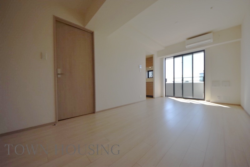 タウンハウジングレジデンス事業部 恵比寿店・赤坂店までお問合せ下さい。