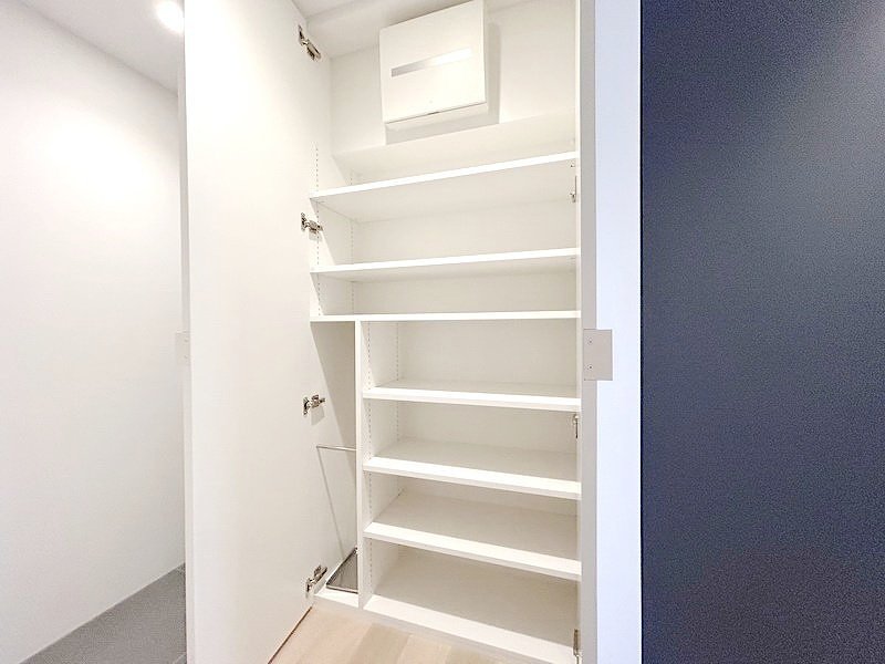 お部屋探しは株式会社 タウンハウジング までお気軽にお問合せ下さい。
クレジットカード決済・首都圏を中心直営143店舗 仲介件数全国2位の豊富な実績!諸費用・審査等・何でもご相談下さい。