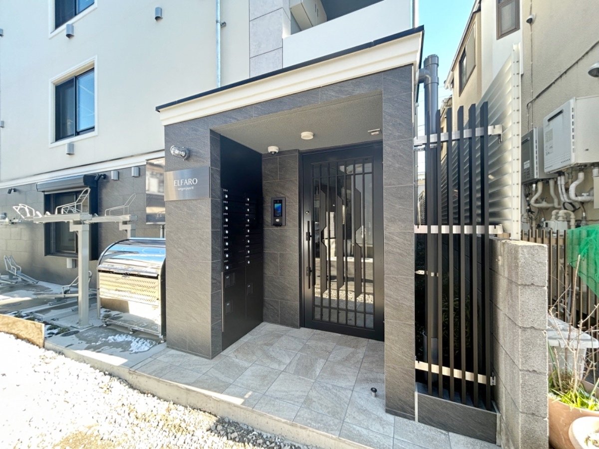 部屋探しは株式会社 タウンハウジング までお気軽にお問合せ下さい。
クレジットカード決済・首都圏を中心直営143店舗 仲介件数全国2位の豊富な実績!諸費用・審査等・何でもご相談下さい。