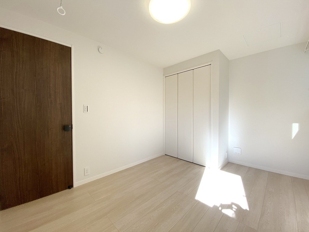 部屋探しは株式会社 タウンハウジング までお気軽にお問合せ下さい。
クレジットカード決済・首都圏を中心直営143店舗 仲介件数全国2位の豊富な実績!諸費用・審査等・何でもご相談下さい。