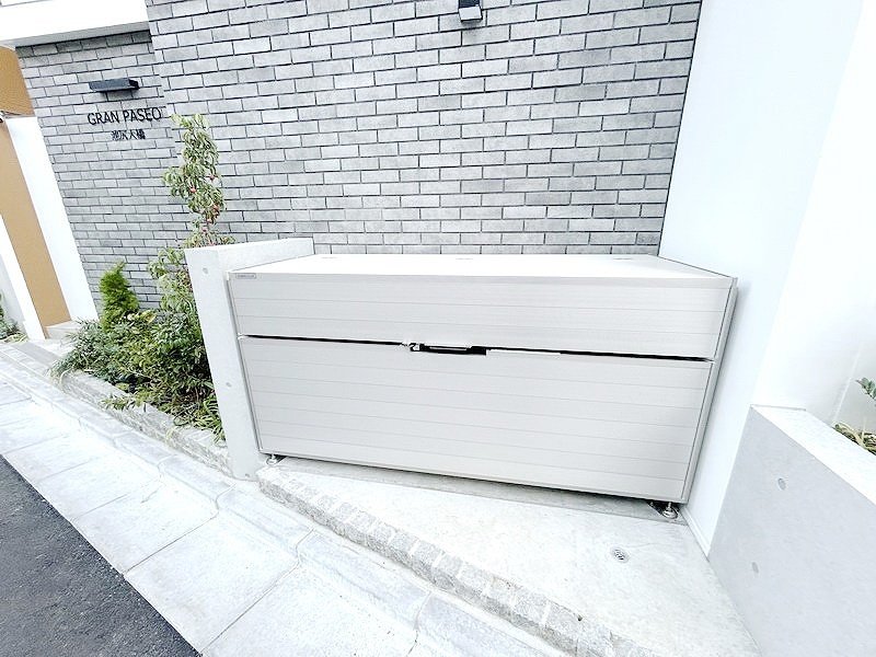 部屋探しは株式会社 タウンハウジング までお気軽にお問合せ下さい。
クレジットカード決済・首都圏を中心直営143店舗 仲介件数全国2位の豊富な実績!諸費用・審査等・何でもご相談下さい。