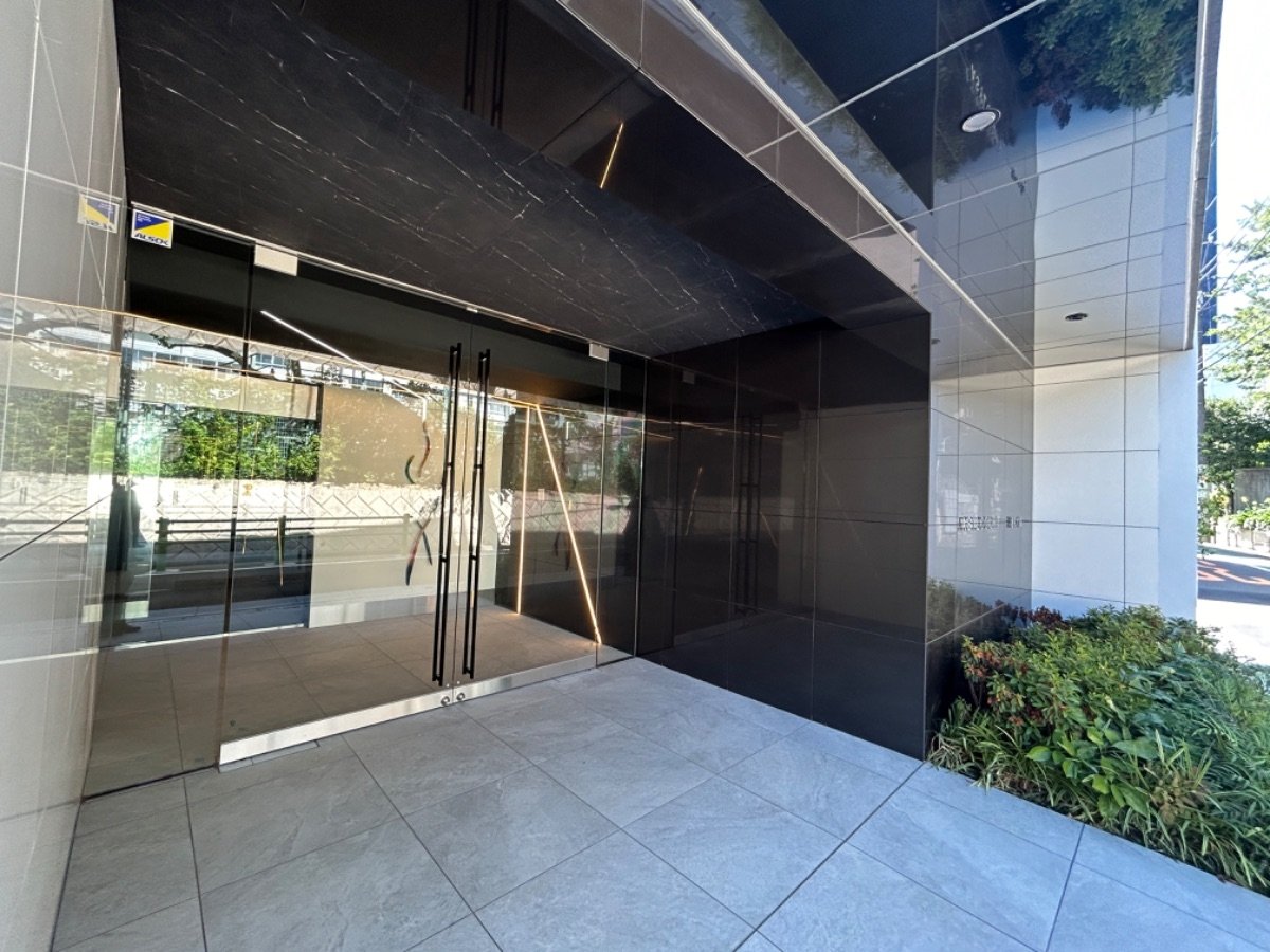 部屋探しは株式会社 タウンハウジング までお気軽にお問合せ下さい。
クレジットカード決済・首都圏を中心直営143店舗 仲介件数全国2位の豊富な実績!諸費用・審査等・何でもご相談下さい。