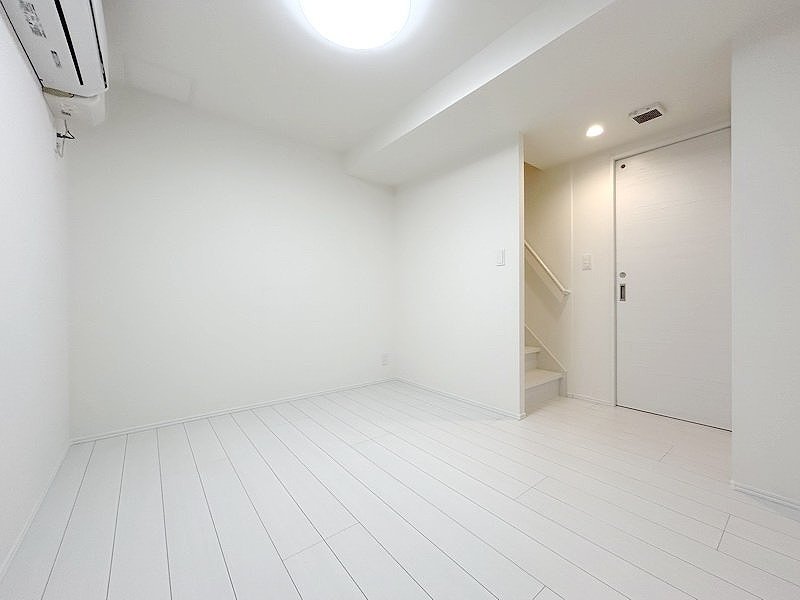 お部屋探しは株式会社 タウンハウジング までお気軽にお問合せ下さい。
クレジットカード決済・首都圏を中心直営143店舗 仲介件数全国2位の豊富な実績!諸費用・審査等・何でもご相談下さい。