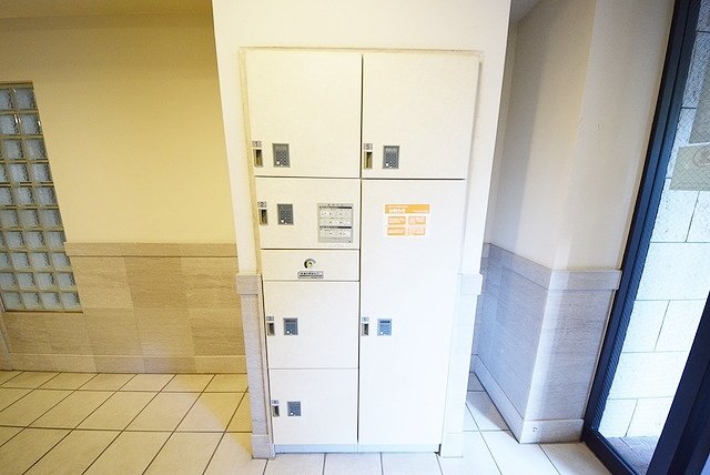 部屋探しは株式会社 タウンハウジング までお気軽にお問合せ下さい。
クレジットカード決済・首都圏を中心直営143店舗 仲介件数全国2位の豊富な実績!諸費用・審査等・何でもご相談下さい。