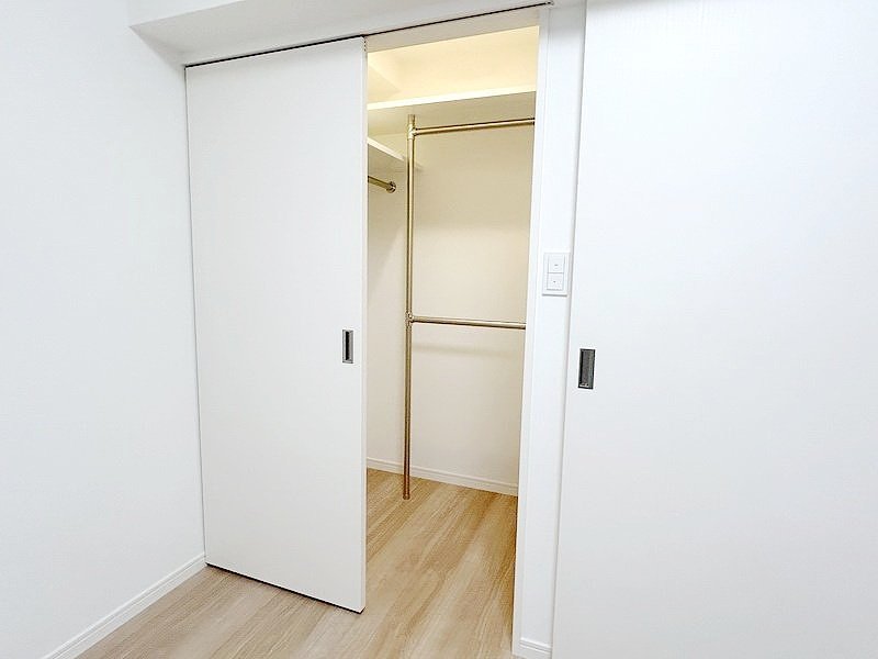 お部屋探しは株式会社 タウンハウジング までお気軽にお問合せ下さい。
クレジットカード決済・首都圏を中心直営143店舗 仲介件数全国2位の豊富な実績!諸費用・審査等・何でもご相談下さい。