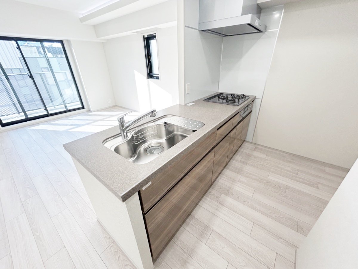 お部屋探しは株式会社 タウンハウジング までお気軽にお問合せ下さい。
クレジットカード決済・首都圏を中心直営143店舗 仲介件数全国2位の豊富な実績!諸費用・審査等・何でもご相談下さい。