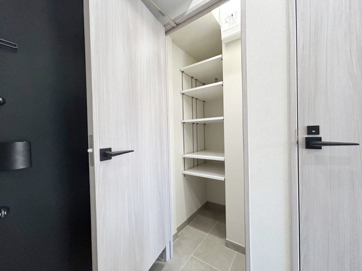 お部屋探しは株式会社 タウンハウジング までお気軽にお問合せ下さい。
クレジットカード決済・首都圏を中心直営143店舗 仲介件数全国2位の豊富な実績!諸費用・審査等・何でもご相談下さい。