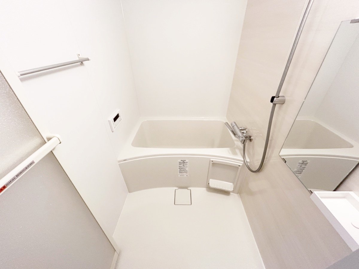 お部屋探しは株式会社 タウンハウジング までお気軽にお問合せ下さい。
クレジットカード決済・首都圏を中心直営143店舗 仲介件数全国2位の豊富な実績!諸費用・審査等・何でもご相談下さい。