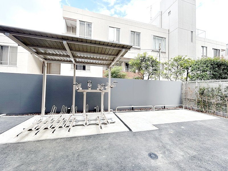 部屋探しは株式会社 タウンハウジング までお気軽にお問合せ下さい。
クレジットカード決済・首都圏を中心直営143店舗 仲介件数全国2位の豊富な実績!諸費用・審査等・何でもご相談下さい。