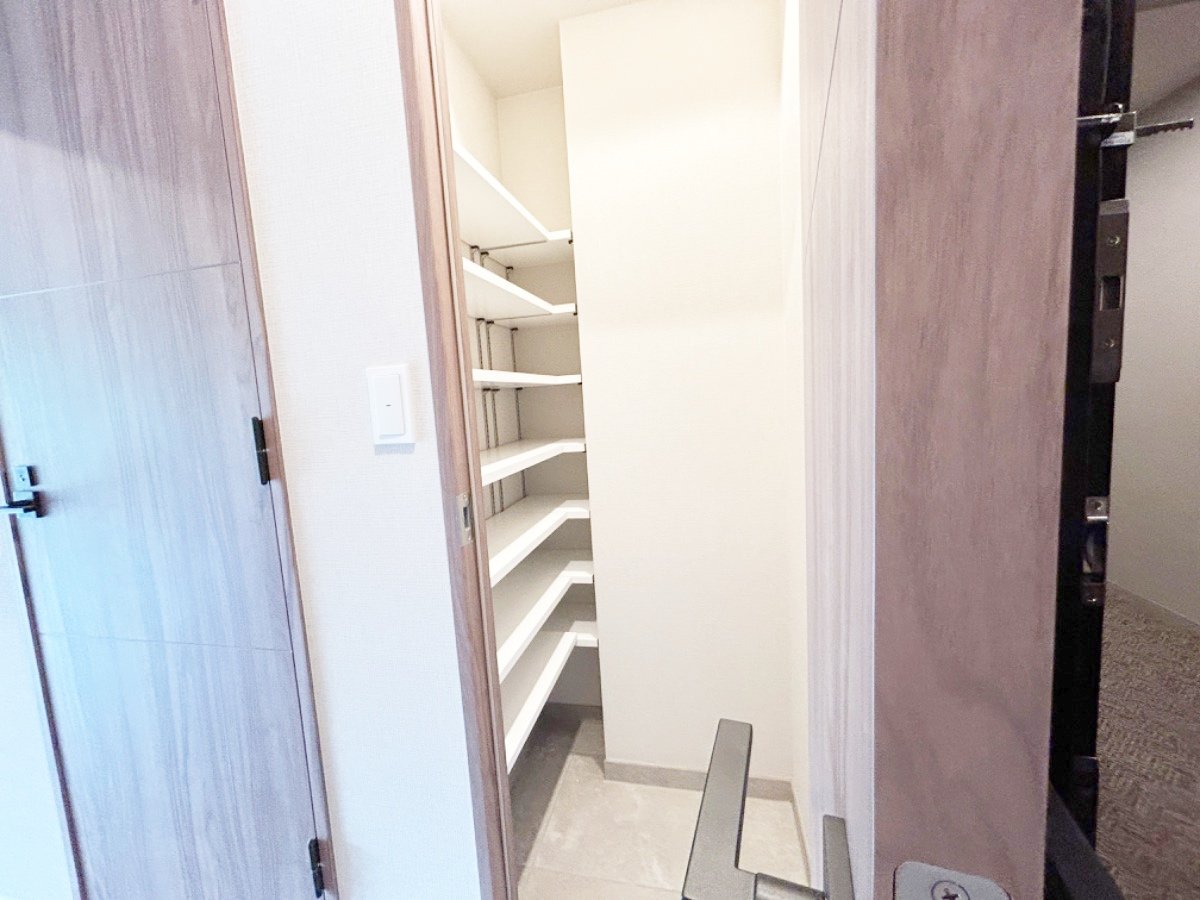 お部屋探しは株式会社 タウンハウジング までお気軽にお問合せ下さい。
クレジットカード決済・首都圏を中心直営143店舗 仲介件数全国2位の豊富な実績!諸費用・審査等・何でもご相談下さい。