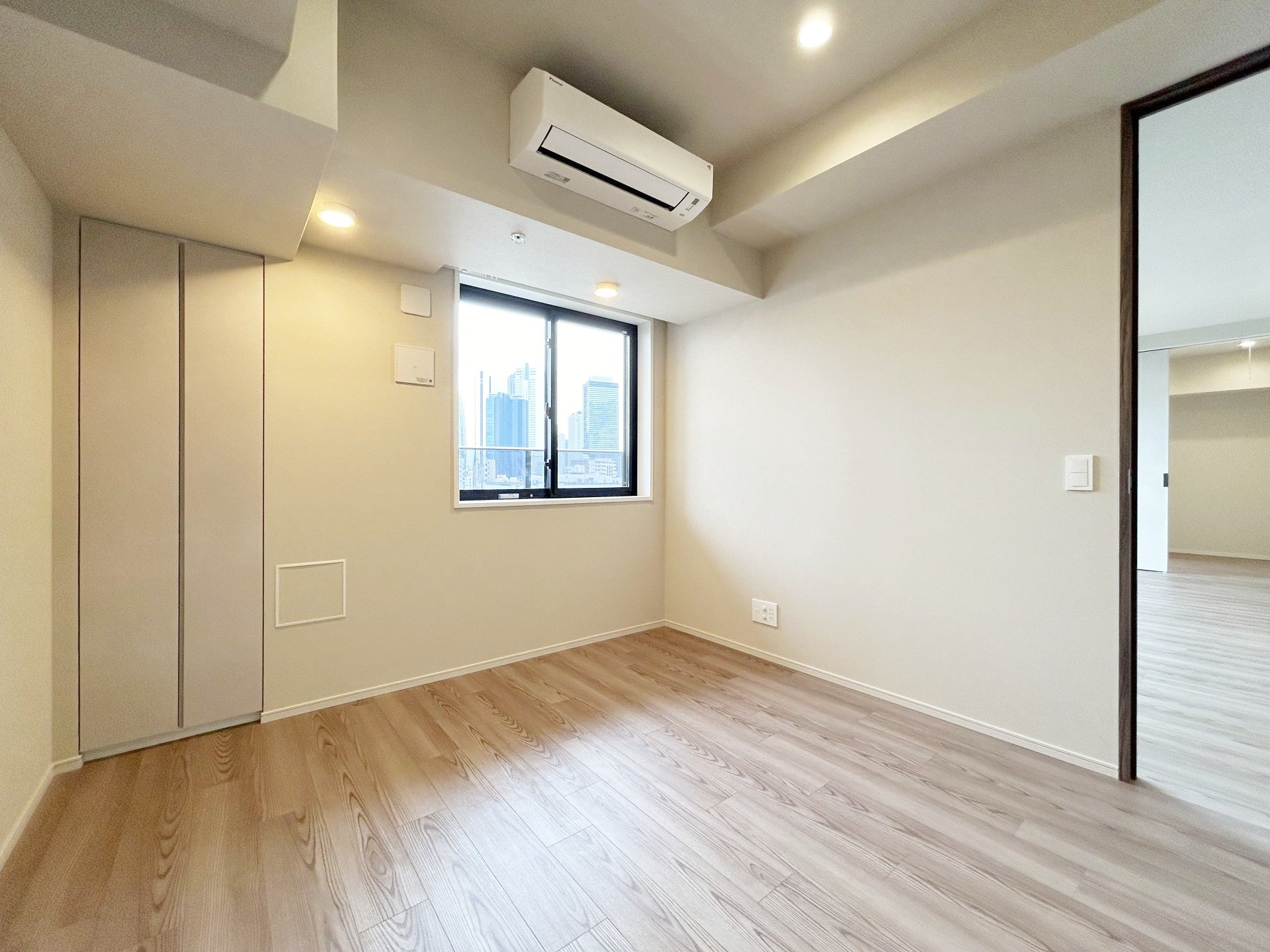 お部屋探しは株式会社 タウンハウジング までお気軽にお問合せ下さい。
クレジットカード決済・首都圏を中心直営143店舗 仲介件数全国2位の豊富な実績!諸費用・審査等・何でもご相談下さい。