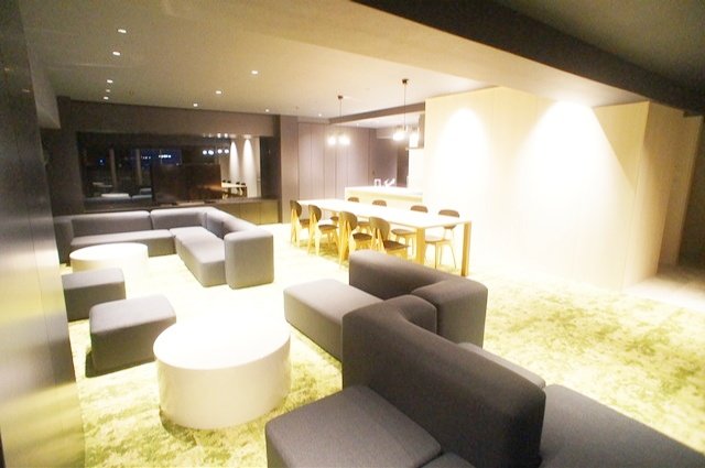 お問合せは(株)タウンハウジングレジデンス事業部 赤坂店・恵比寿店までお問合せ下さい。