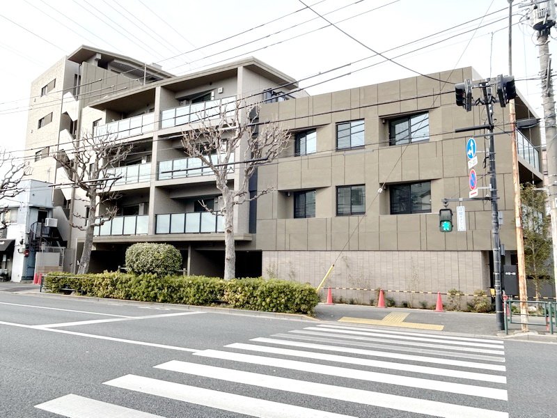 お部屋探しは株式会社 タウンハウジング までお気軽にお問合せ下さい。
クレジットカード決済・首都圏を中心直営143店舗 仲介件数全国2位の豊富な実績!諸費用・審査等・何でもご相談下さい。