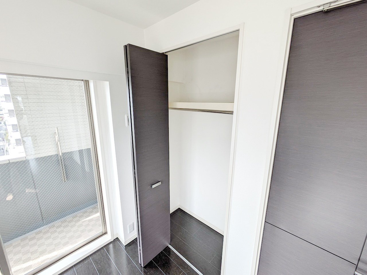 お問合せは(株)タウンハウジングレジデンス事業部【03-5563-9055】までお気軽にお問合せ下さい。