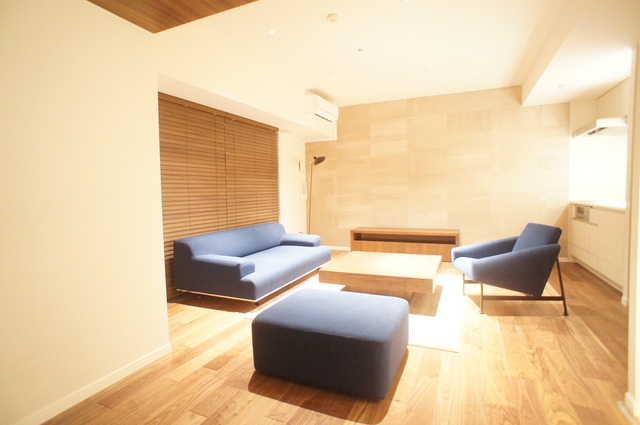 部屋探しは株式会社 タウンハウジング までお気軽にお問合せ下さい。
クレジットカード決済・首都圏を中心直営143店舗 仲介件数全国2位の豊富な実績!諸費用・審査等・何でもご相談下さい。