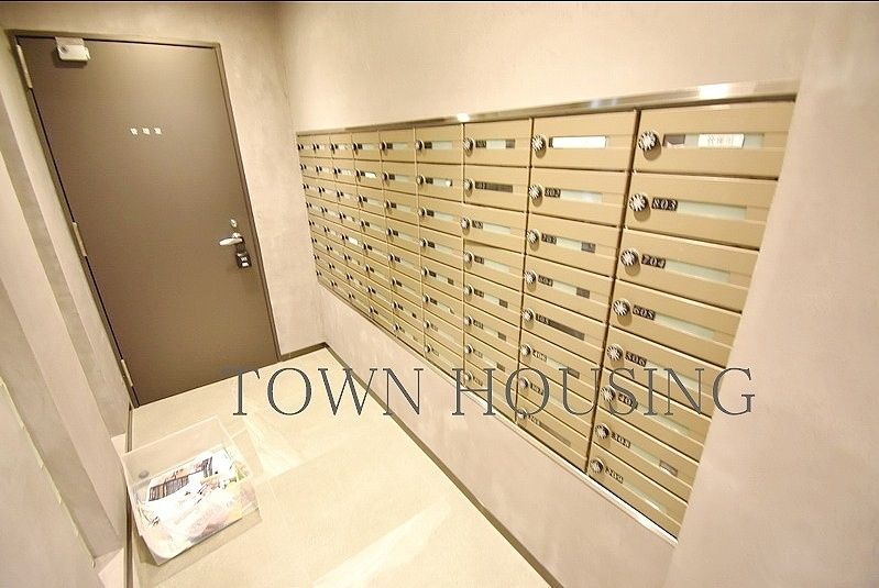 部屋探しは株式会社 タウンハウジング までお気軽にお問合せ下さい。
クレジットカード決済・首都圏を中心直営143店舗 仲介件数全国2位の豊富な実績!諸費用・審査等・何でもご相談下さい。