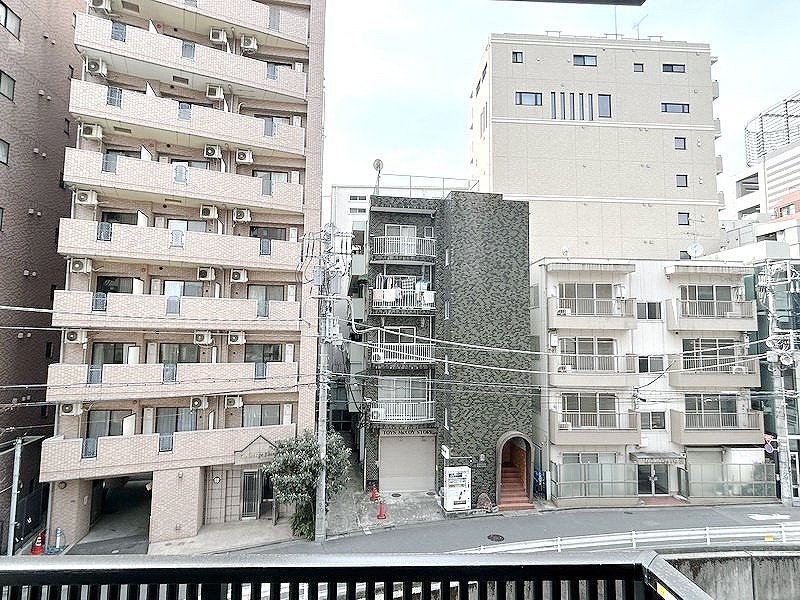 部屋探しは株式会社 タウンハウジング までお気軽にお問合せ下さい。
クレジットカード決済・首都圏を中心直営143店舗 仲介件数全国2位の豊富な実績!諸費用・審査等・何でもご相談下さい。