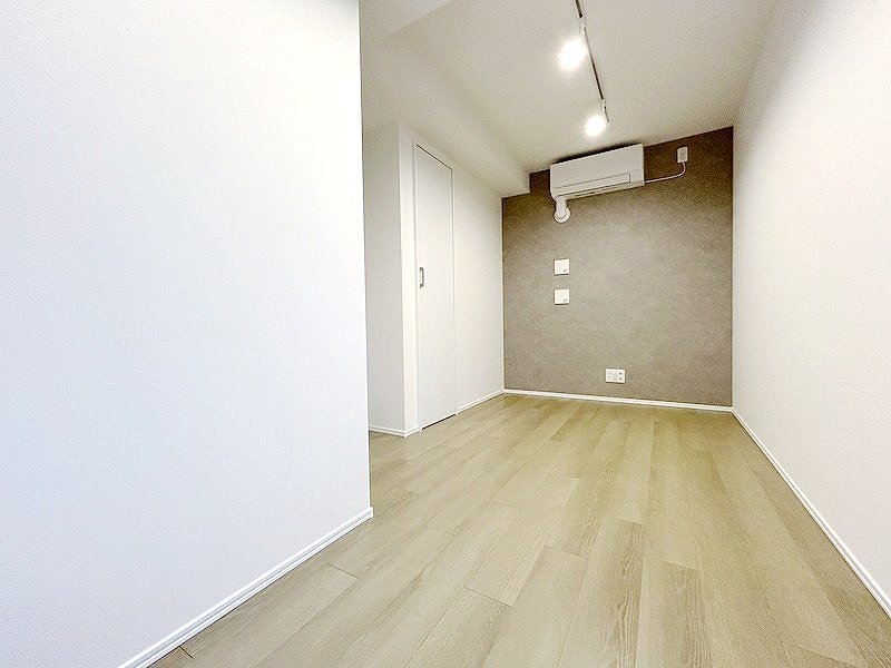 お部屋探しは株式会社 タウンハウジング までお気軽にお問合せ下さい。
クレジットカード決済・首都圏を中心直営143店舗 仲介件数全国2位の豊富な実績!諸費用・審査等・何でもご相談下さい。