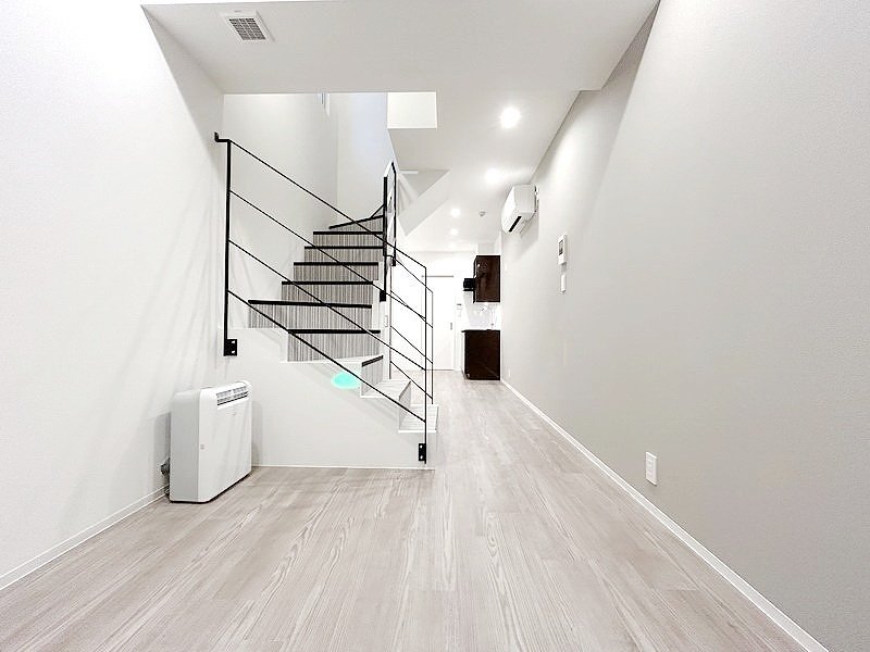 お部屋探しは株式会社 タウンハウジング までお気軽にお問合せ下さい。
クレジットカード決済・首都圏を中心直営143店舗 仲介件数全国2位の豊富な実績!諸費用・審査等・何でもご相談下さい。