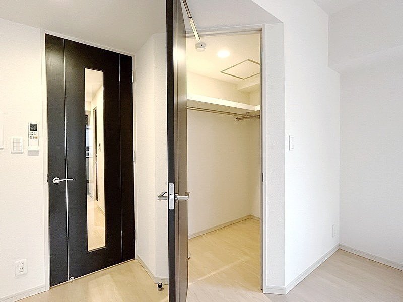 部屋探しは株式会社 タウンハウジング までお気軽にお問合せ下さい。
クレジットカード決済・首都圏を中心直営143店舗 仲介件数全国2位の豊富な実績!諸費用・審査等・何でもご相談下さい。