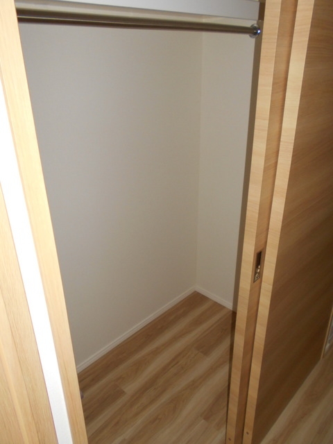 お部屋探しは株式会社 タウンハウジング までお気軽にお問合せ下さい。
クレジットカード決済・首都圏を中心直営143店舗 仲介件数全国2位の豊富な実績!諸費用・審査等・何でもご相談下さい。