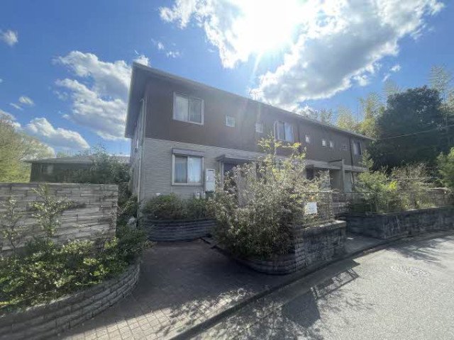 前面道路含む外観