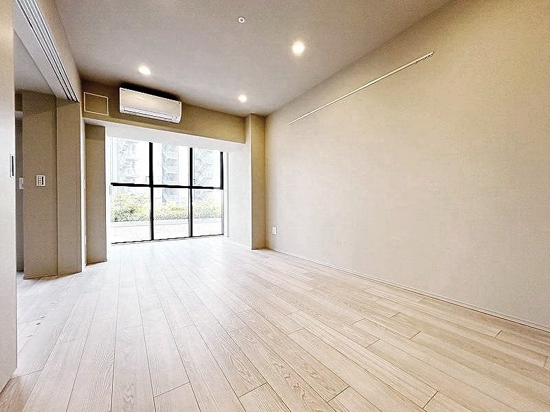 お部屋探しは株式会社 タウンハウジング までお気軽にお問合せ下さい。
クレジットカード決済・首都圏を中心直営143店舗 仲介件数全国2位の豊富な実績!諸費用・審査等・何でもご相談下さい。