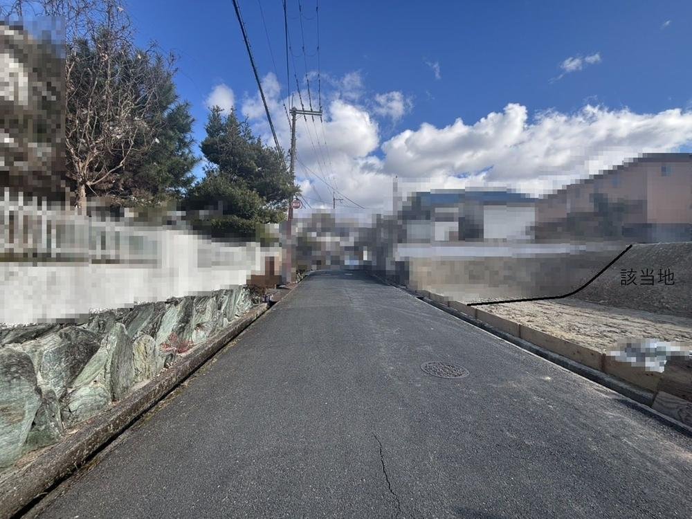 前面道路含む外観