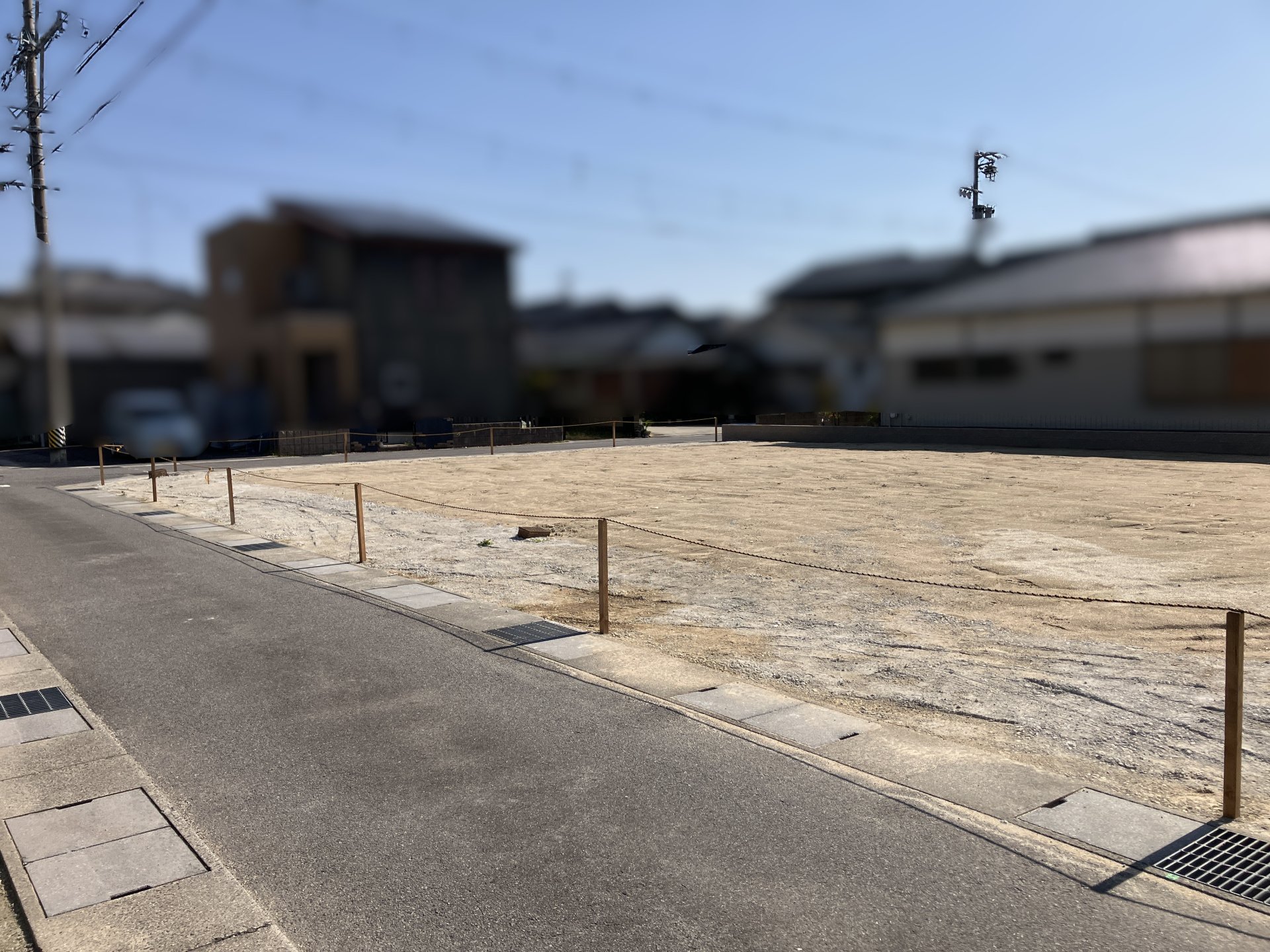 前面道路含む外観