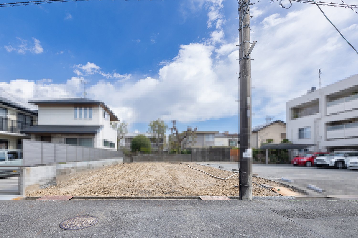 前面道路含む外観