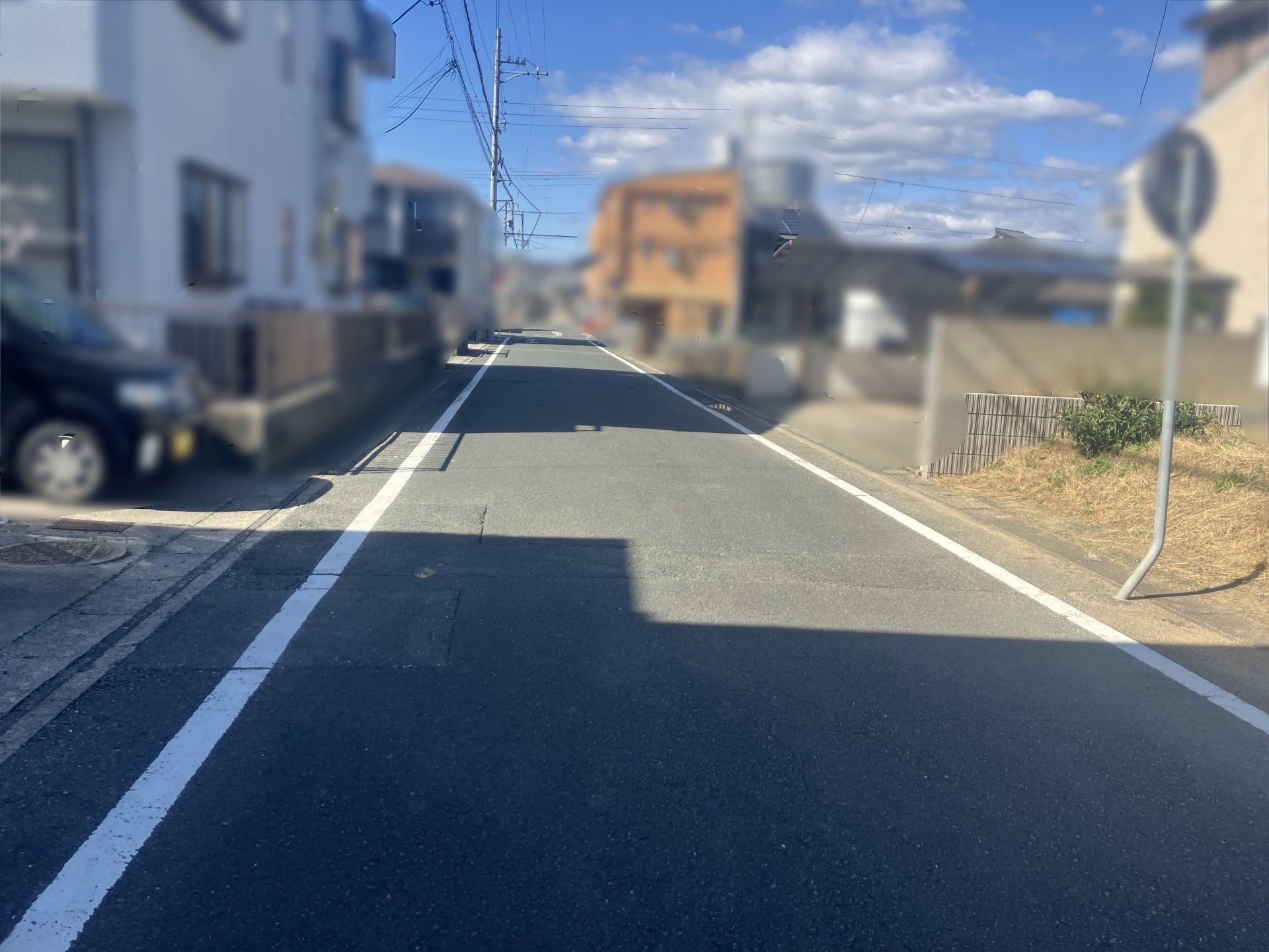 前面道路含む外観