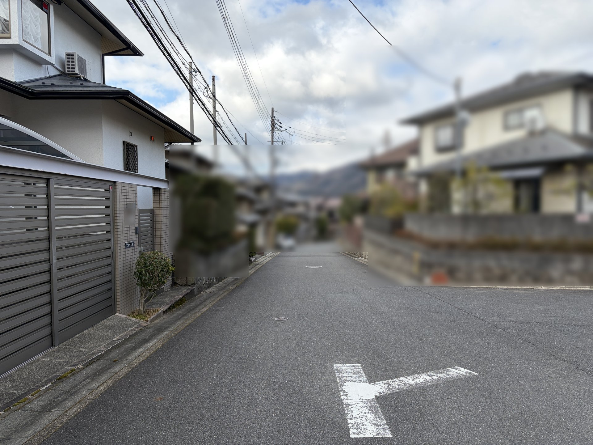 前面道路含む外観