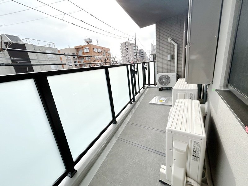 お部屋探しは株式会社 タウンハウジング までお気軽にお問合せ下さい。
クレジットカード決済・首都圏を中心直営143店舗 仲介件数全国2位の豊富な実績!諸費用・審査等・何でもご相談下さい。