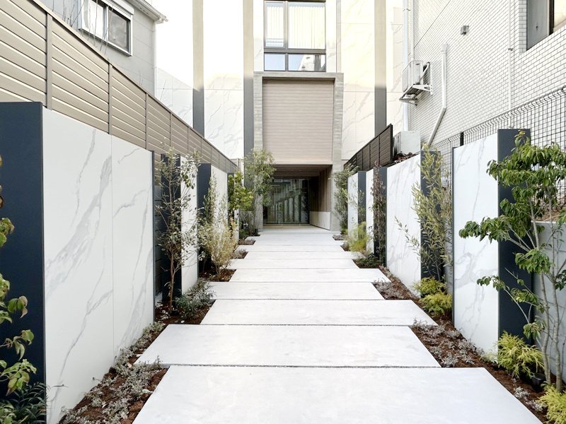 部屋探しは株式会社 タウンハウジング までお気軽にお問合せ下さい。
クレジットカード決済・首都圏を中心直営143店舗 仲介件数全国2位の豊富な実績!諸費用・審査等・何でもご相談下さい。