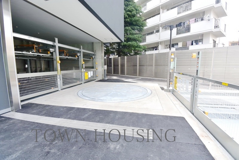 部屋探しは株式会社 タウンハウジング までお気軽にお問合せ下さい。
クレジットカード決済・首都圏を中心直営143店舗 仲介件数全国2位の豊富な実績!諸費用・審査等・何でもご相談下さい。