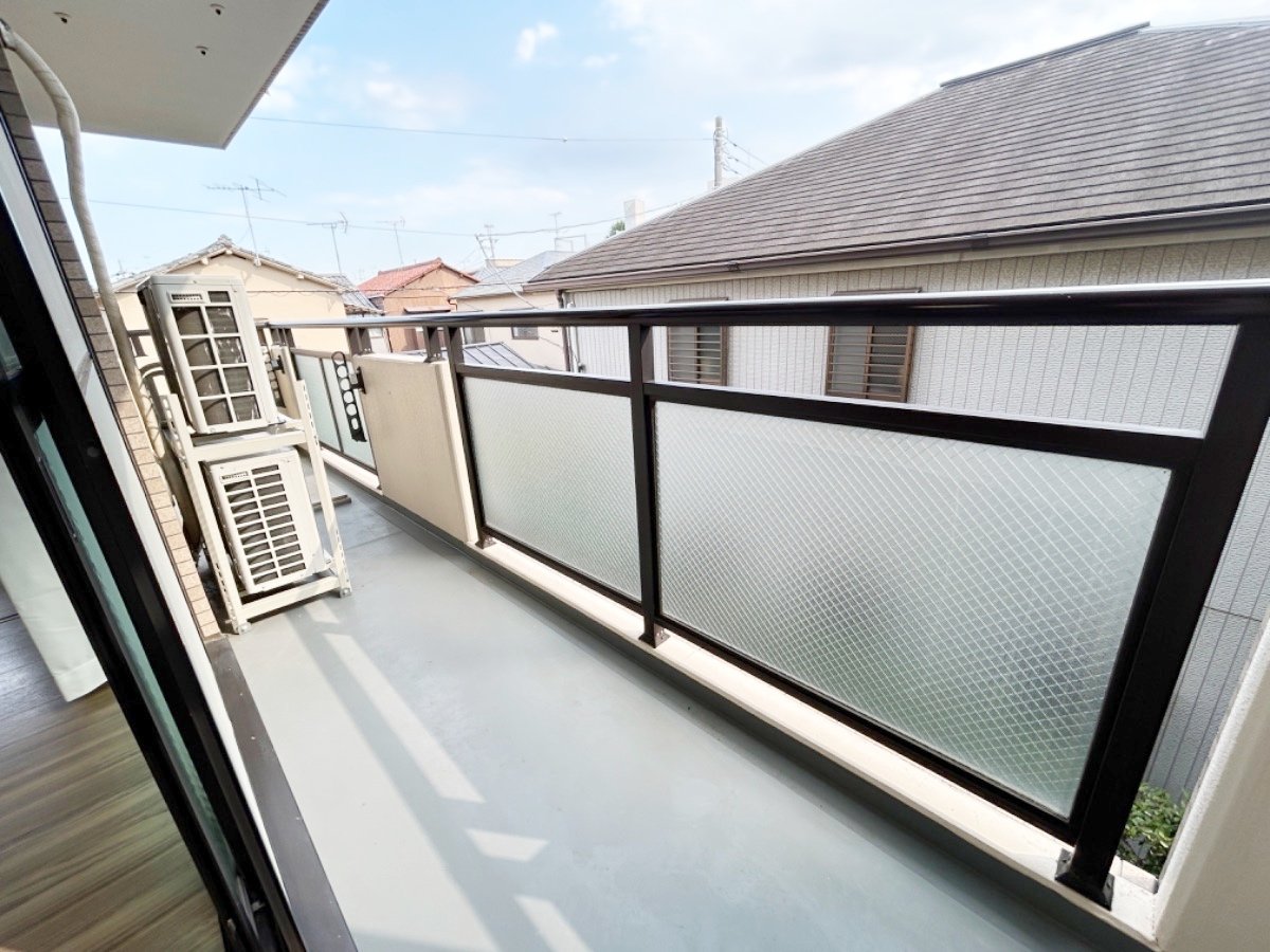 お部屋探しは株式会社 タウンハウジング までお気軽にお問合せ下さい。
クレジットカード決済・首都圏を中心直営143店舗 仲介件数全国2位の豊富な実績!諸費用・審査等・何でもご相談下さい。