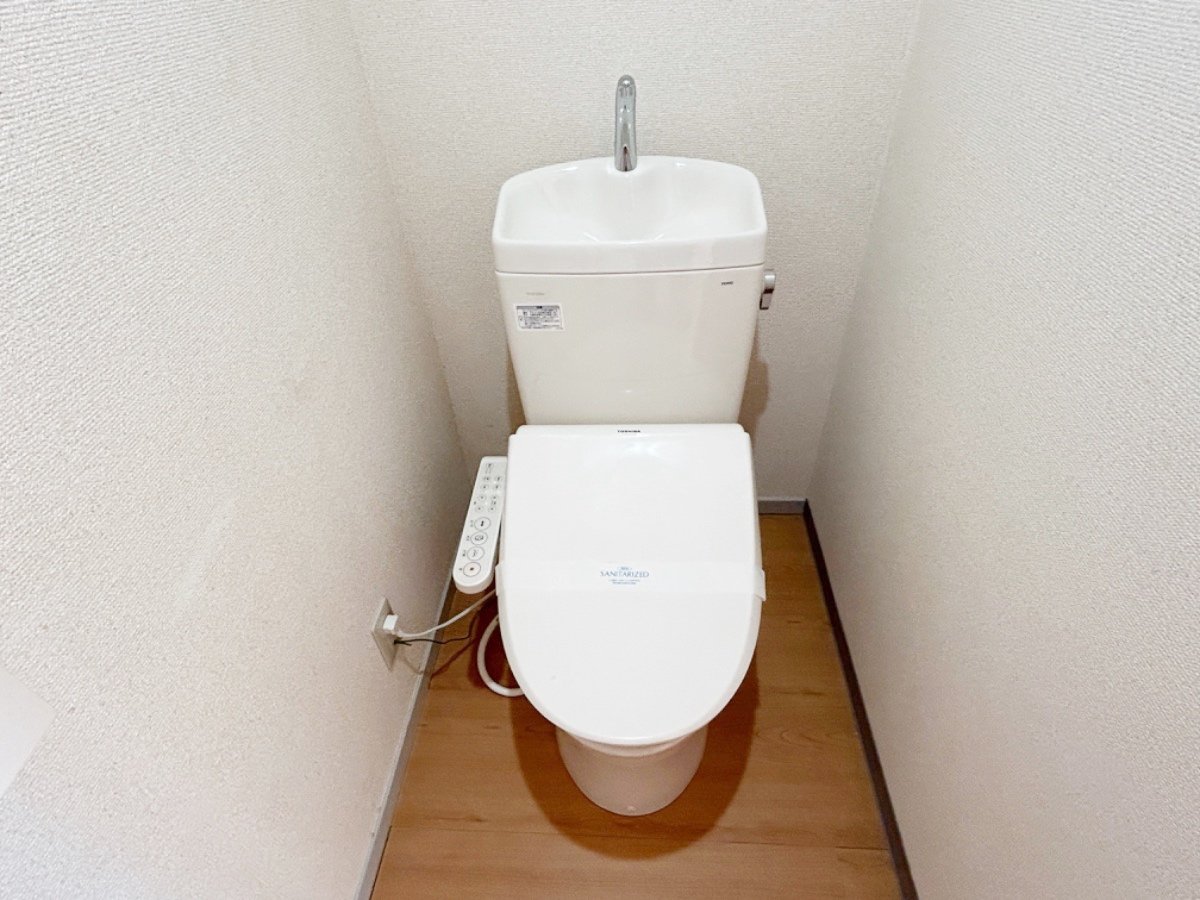 お部屋探しは株式会社 タウンハウジング までお気軽にお問合せ下さい。
クレジットカード決済・首都圏を中心直営143店舗 仲介件数全国2位の豊富な実績!諸費用・審査等・何でもご相談下さい。