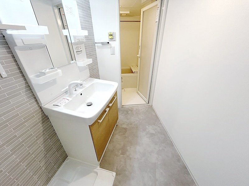 お部屋探しは株式会社 タウンハウジング までお気軽にお問合せ下さい。
クレジットカード決済・首都圏を中心直営143店舗 仲介件数全国2位の豊富な実績!諸費用・審査等・何でもご相談下さい。