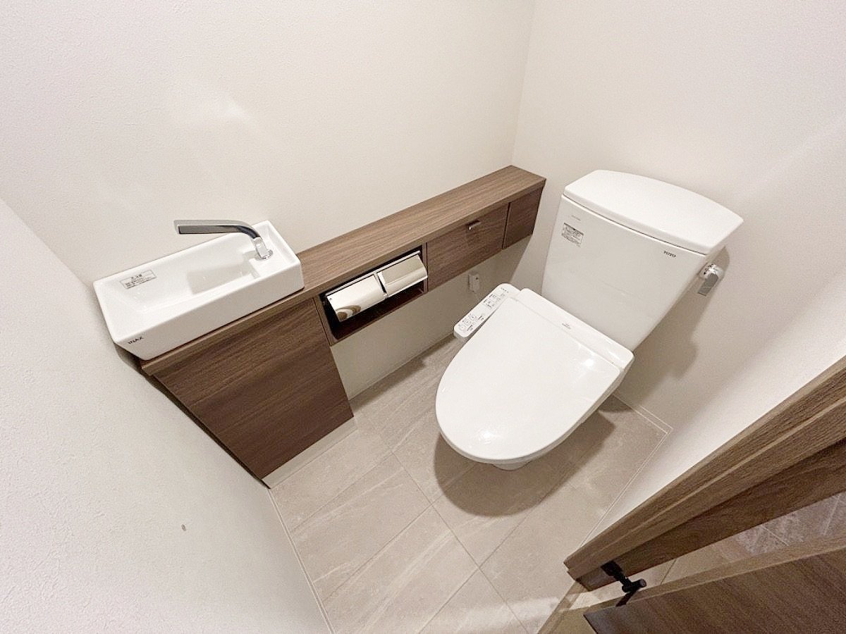 お部屋探しは株式会社 タウンハウジング までお気軽にお問合せ下さい。
クレジットカード決済・首都圏を中心直営143店舗 仲介件数全国2位の豊富な実績!諸費用・審査等・何でもご相談下さい。