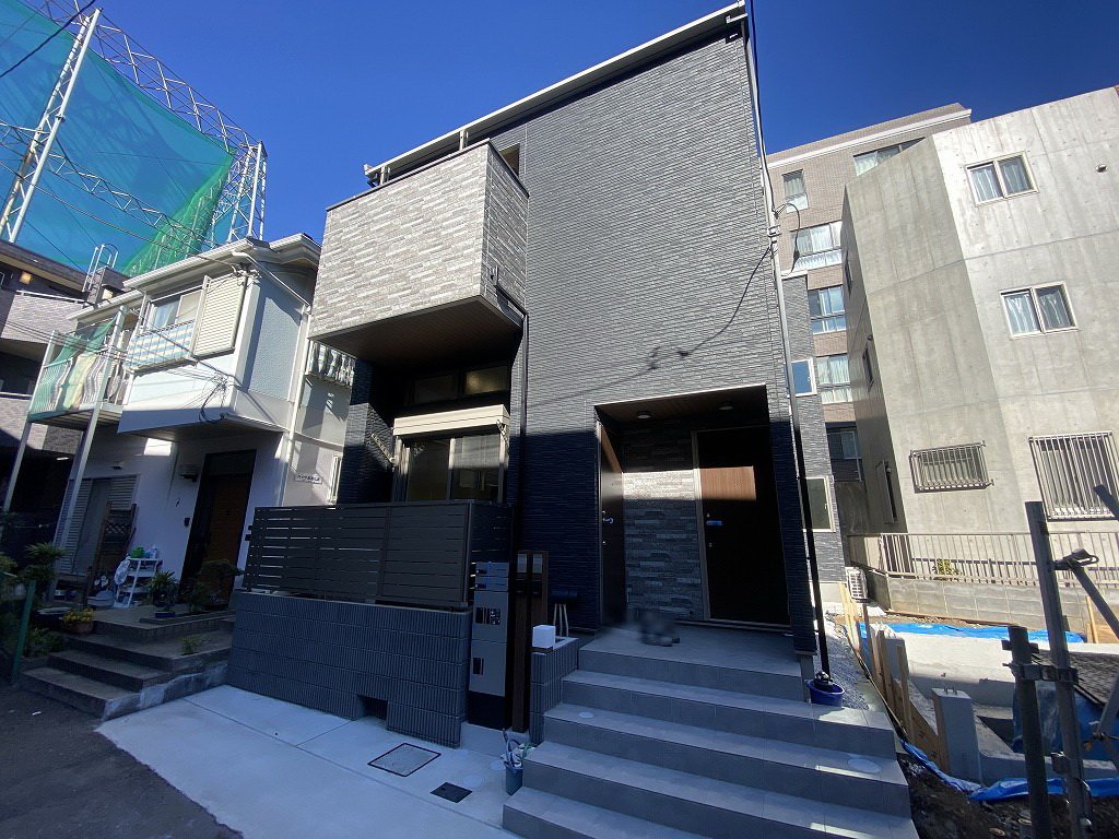 お部屋探しは株式会社 タウンハウジング までお気軽にお問合せ下さい。
クレジットカード決済・首都圏を中心直営143店舗 仲介件数全国2位の豊富な実績!諸費用・審査等・何でもご相談下さい。