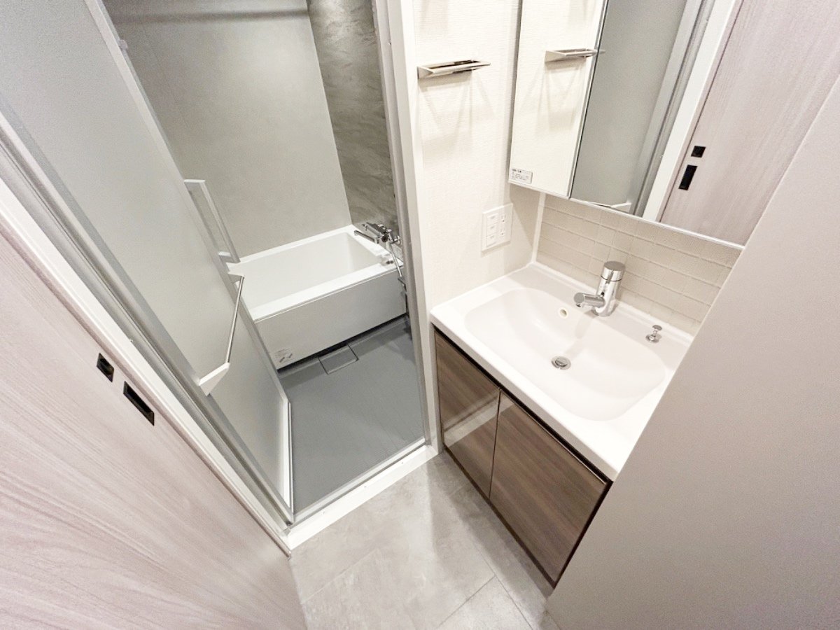 お部屋探しは株式会社 タウンハウジング までお気軽にお問合せ下さい。
クレジットカード決済・首都圏を中心直営143店舗 仲介件数全国2位の豊富な実績!諸費用・審査等・何でもご相談下さい。