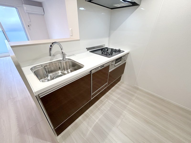 お部屋探しは株式会社 タウンハウジング までお気軽にお問合せ下さい。
クレジットカード決済・首都圏を中心直営143店舗 仲介件数全国2位の豊富な実績!諸費用・審査等・何でもご相談下さい。