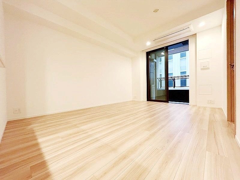 お部屋探しは株式会社 タウンハウジング までお気軽にお問合せ下さい。
クレジットカード決済・首都圏を中心直営143店舗 仲介件数全国2位の豊富な実績!諸費用・審査等・何でもご相談下さい。