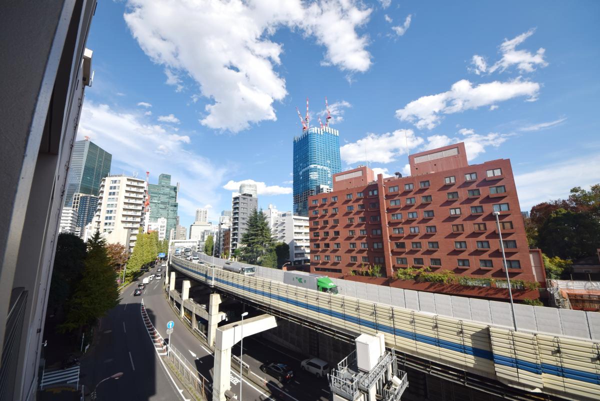 お部屋探しは株式会社 タウンハウジング までお気軽にお問合せ下さい。
クレジットカード決済・首都圏を中心直営143店舗 仲介件数全国2位の豊富な実績!諸費用・審査等・何でもご相談下さい。