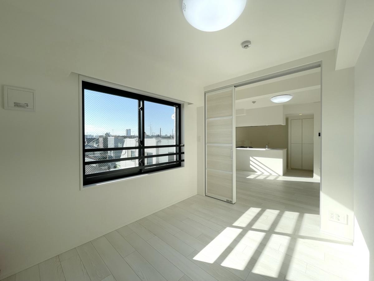 部屋探しは株式会社 タウンハウジング までお気軽にお問合せ下さい。
クレジットカード決済・首都圏を中心直営143店舗 仲介件数全国2位の豊富な実績!諸費用・審査等・何でもご相談下さい。