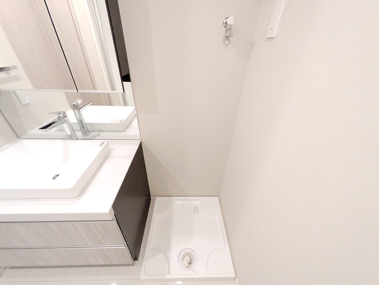 お問合せは(株)タウンハウジングレジデンス事業部【03-5563-9055】までお気軽にお問合せ下さい。