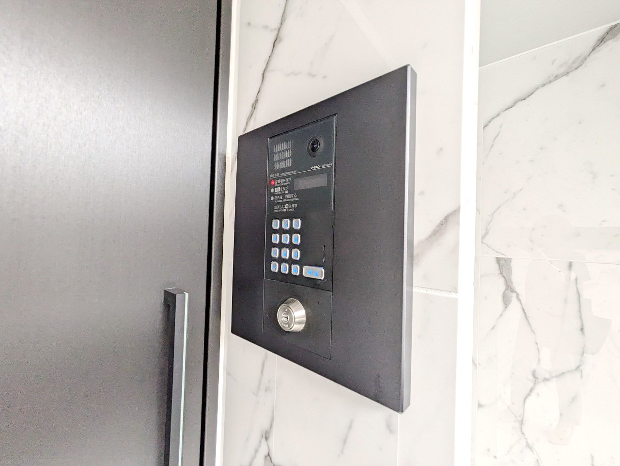 お問合せは(株)タウンハウジングレジデンス事業部【03-5563-9055】までお気軽にお問合せ下さい。