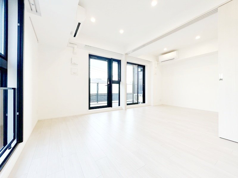 お部屋探しは株式会社 タウンハウジング までお気軽にお問合せ下さい。
クレジットカード決済・首都圏を中心直営143店舗 仲介件数全国2位の豊富な実績!諸費用・審査等・何でもご相談下さい。